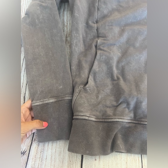 Lululemon scuba Crewneck pullover size 4 - Picture 2 of 6